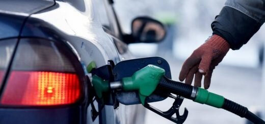 Глушите двигатель