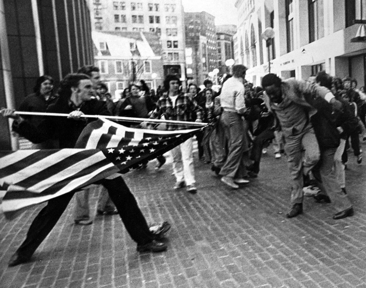 Осквернение флага Соединённых Штатов