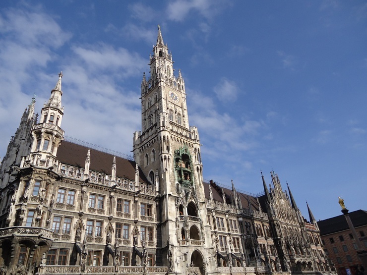 Ратаус-куранты