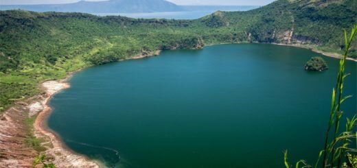 Вулкан Поинт