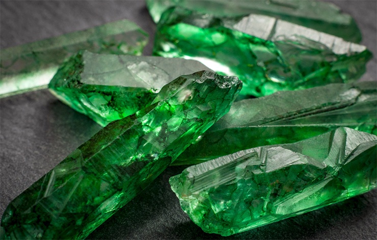 дефекты изумруда