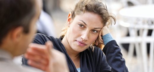 общается на женские темы